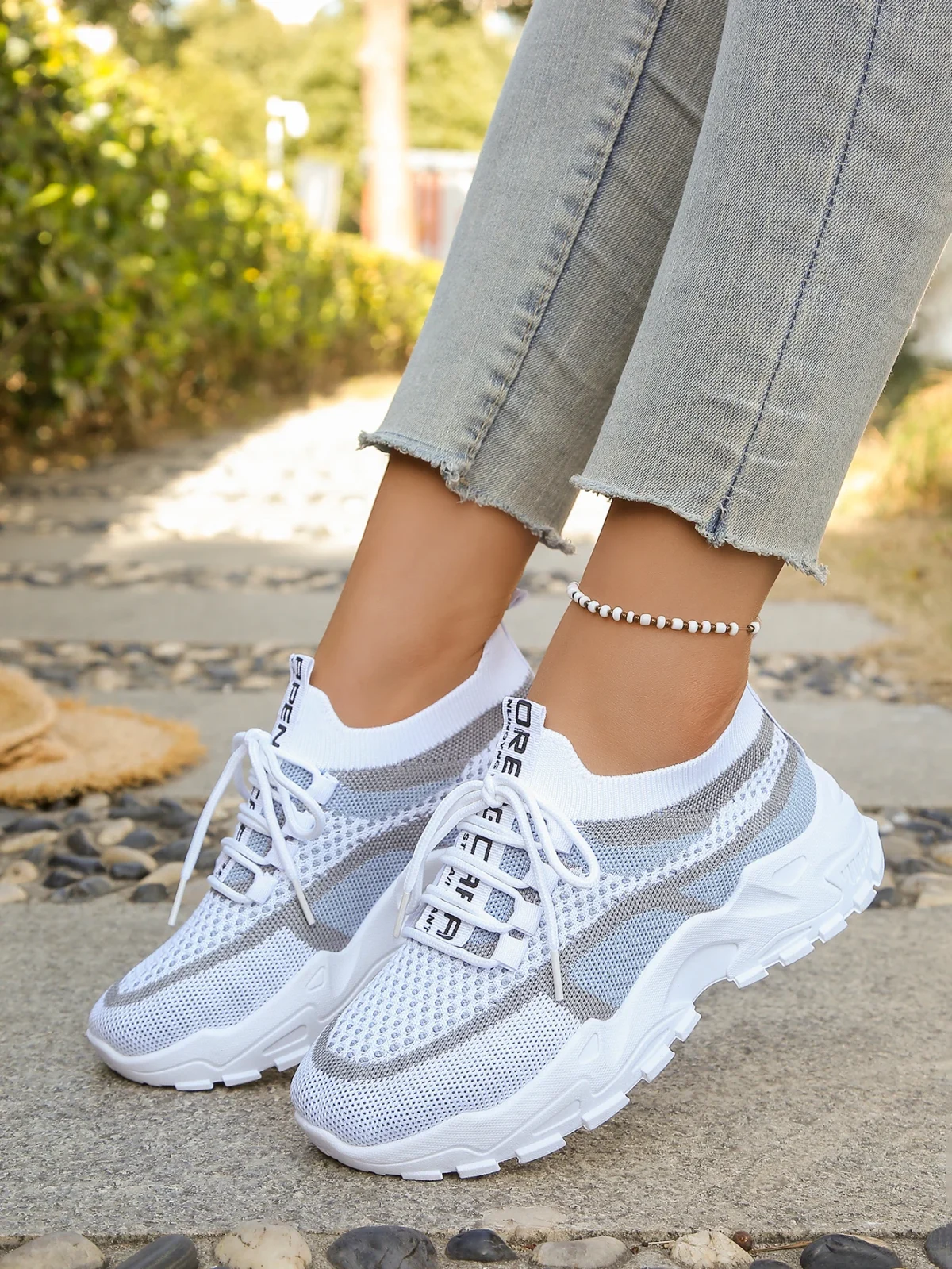 Women's shoes - Summer 2026 casual sports shoes, breathable and lightweight, dual-color or single-color fashionable work shoes - Image 7