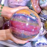 1pc Ocean Jasper Sphere - Polished Unique Patterned Ornament, Nautical Theme Decor for Living Room Shelf, Desktop Display, Crystal for Collection, Unique Gift Idea For Home, Office