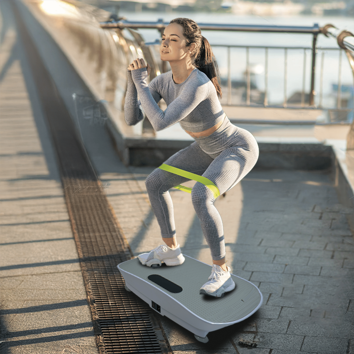 Silent Vibration Platform Crazy Fitness Massage 10-Frequency Weight Loss & Fat Burner Body Shaking Machine For Unisex Grey033 - Image 2